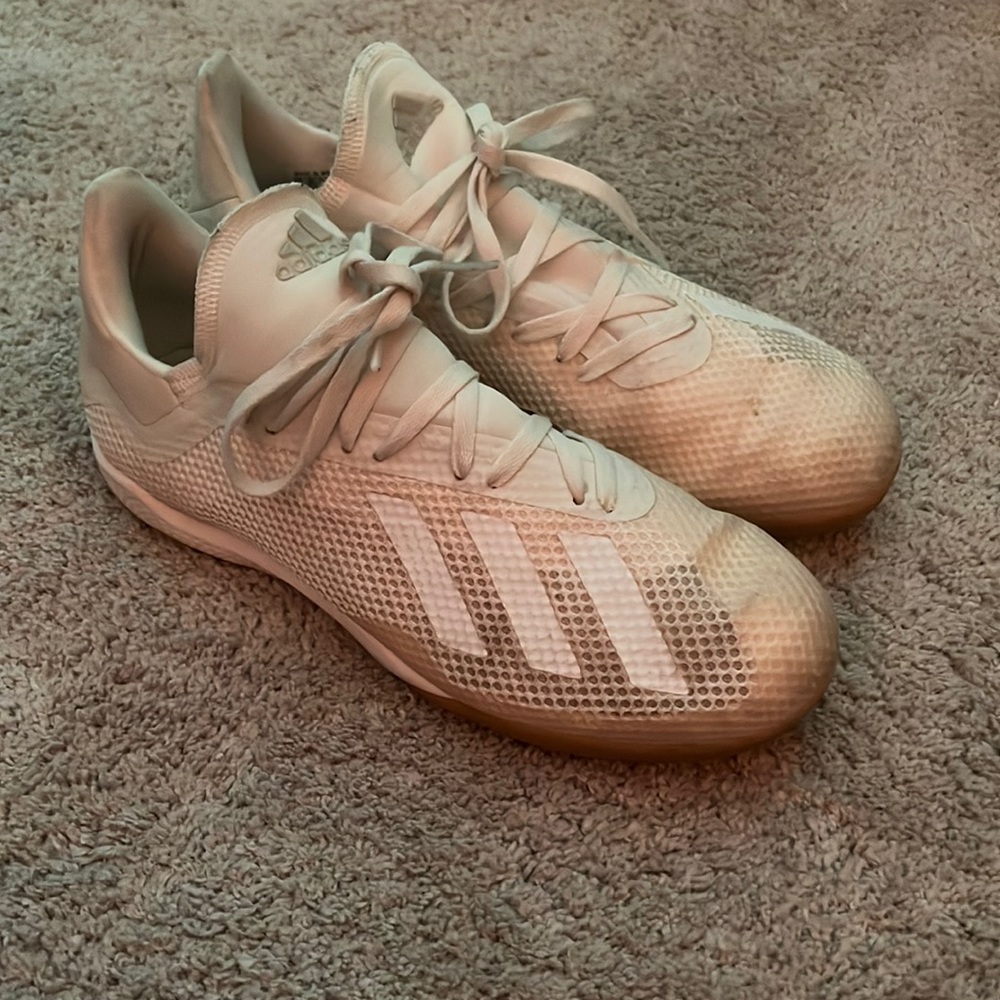 Youth size 7 indoor soccer shoes